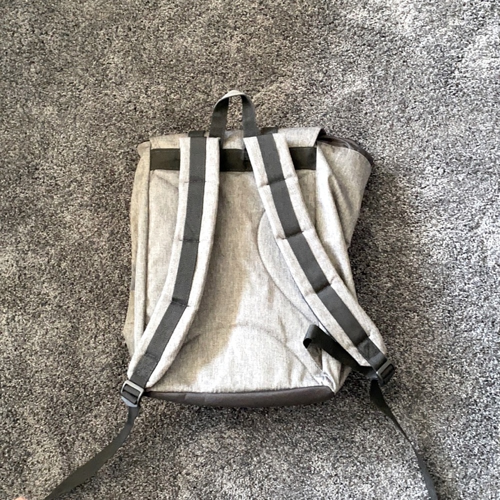 Backpack - Picture 2 of 4